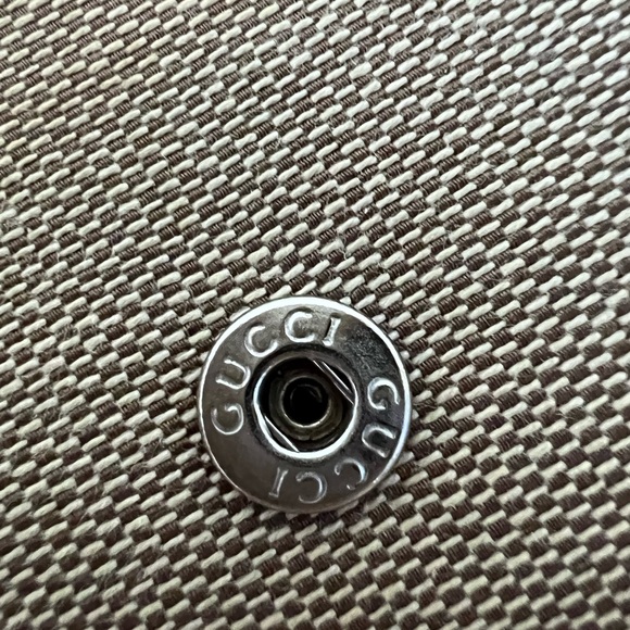 GUCCI Wallet on Chain w/box - Picture 12 of 17